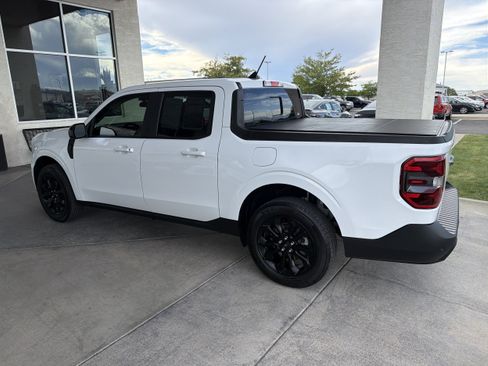 Used 2024 Ford Maverick Lariat w/ Black Appearance Package AWD/4WD image 8