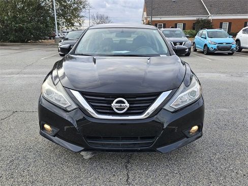 Used 2018 Nissan Altima 2.5 SL image 2