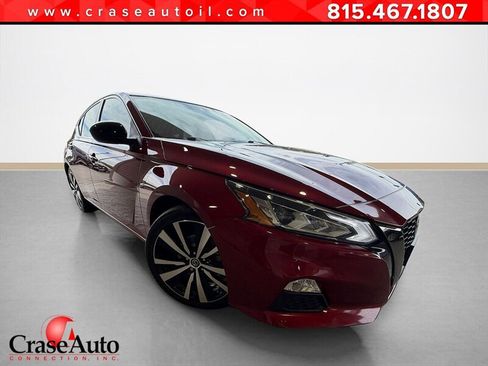 Used 2022 Nissan Altima 2.5 SR FWD image 1