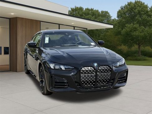 New 2026 BMW 430i Coupe w/ M Sport Package image 4