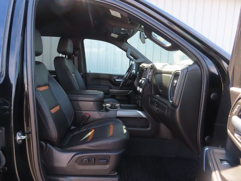 Used 2023 GMC Sierra 2500 AT4 w/ Gooseneck/5TH Wheel Package AWD/4WD image 24
