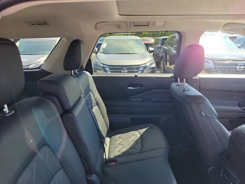 New 2026 Nissan Pathfinder Platinum w/ Cargo Package FWD image 30