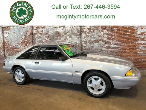 Used 1992 Ford Mustang LX image 1