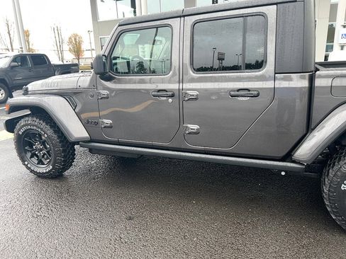 New 2026 Jeep Gladiator Sport image 8