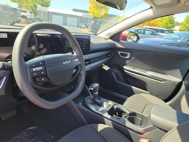 New 2026 Kia K4 FWD image 11