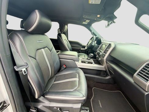 Used 2018 Ford F150 Platinum w/ Equipment Group 701A Luxury image 15