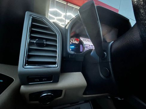 Used 2016 Ford F150 Lariat w/ Equipment Group 502A Luxury image 12