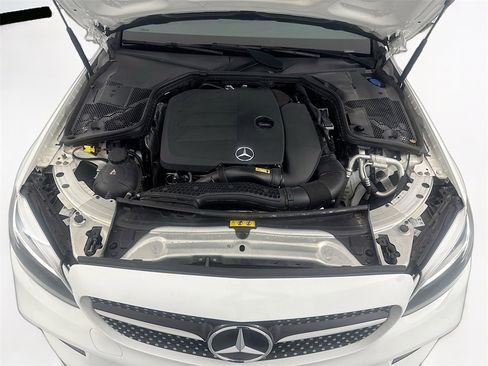 Used 2020 Mercedes-Benz C 300 Sedan image 29