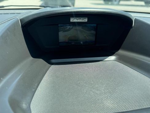 Used 2017 Ford Escape SE AWD/4WD image 21