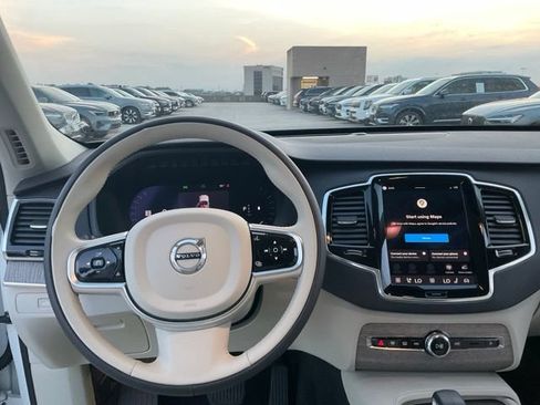 Certified 2023 Volvo XC90 B6 Plus AWD/4WD image 20
