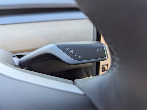 Used 2023 Tesla Model Y Long Range image 26