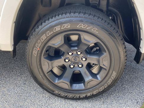 Used 2025 RAM 1500 Big Horn AWD/4WD image 17