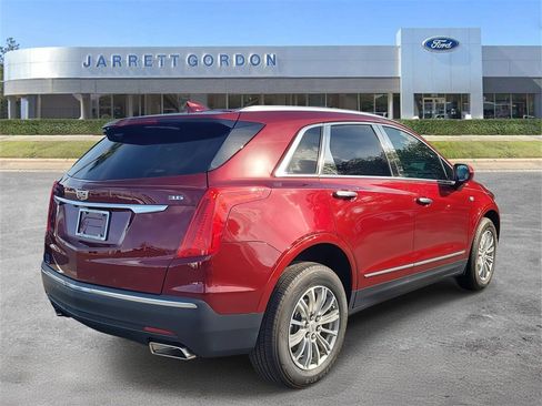 Used 2017 Cadillac XT5 Luxury w/ Driver Awareness Package image 4