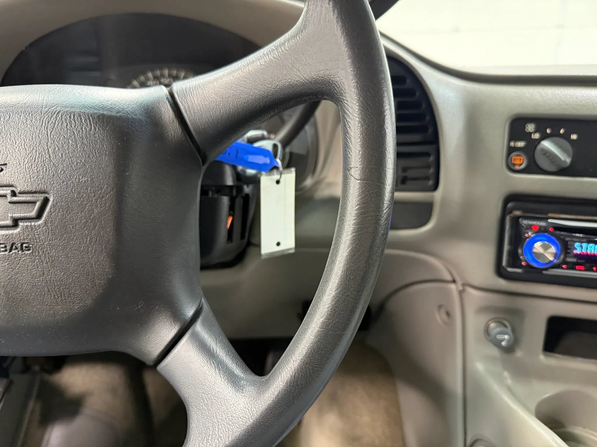 Used 2004 Chevrolet Astro Passenger AWD w/ LS Preferred Equipment Group image 27