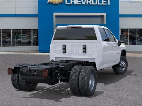 New 2026 Chevrolet Silverado 3500 W/T w/ WT Convenience Package AWD/4WD image 40