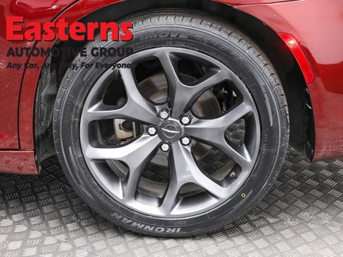 Used 2023 Chrysler 300 S image 34