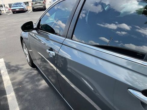 Used 2019 Nissan Altima 2.5 S FWD image 8