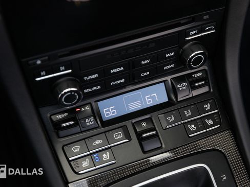 Used 2018 Porsche 911 Turbo image 32