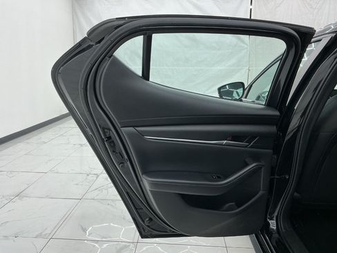 Used 2021 MAZDA MAZDA3 s FWD image 24