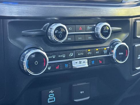Certified 2025 Ford F350 Lariat w/ Camper Package AWD/4WD image 20