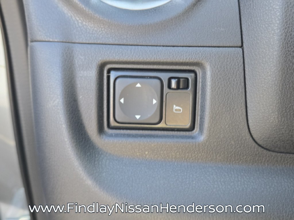 Used 2015 Nissan Versa Note S Plus FWD image 22