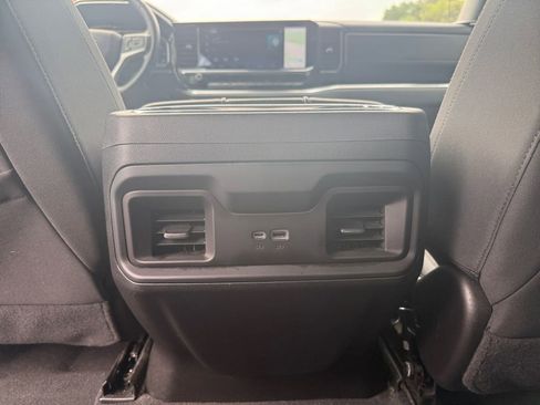 Used 2025 Chevrolet Silverado 1500 LT AWD/4WD image 28