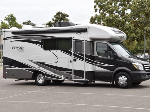 Used 2017 Mercedes-Benz Sprinter 3500 image 24