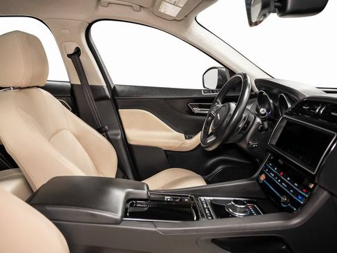 Used 2020 Jaguar F-PACE Premium AWD/4WD image 60