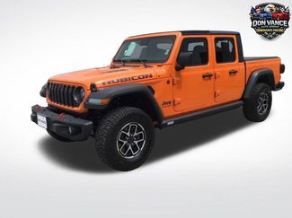 Used 2025 Jeep Gladiator Rubicon w/ Technology Group AWD/4WD 360° Tour