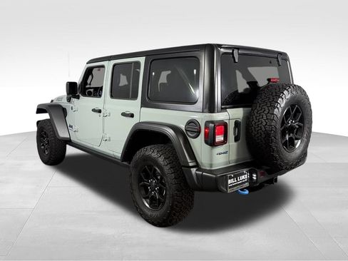 Used 2024 Jeep Wrangler Unlimited AWD/4WD image 9