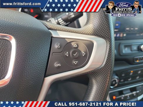 Used 2024 GMC Terrain SLE image 7