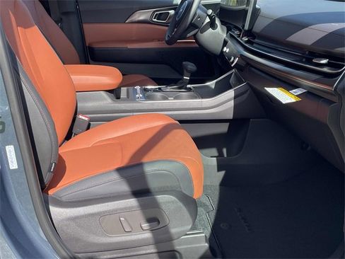 New 2026 Kia Carnival SX Prestige image 7