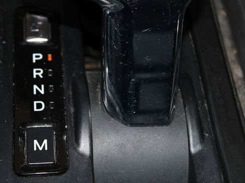 Used 2021 Ford F150 Lariat image 32