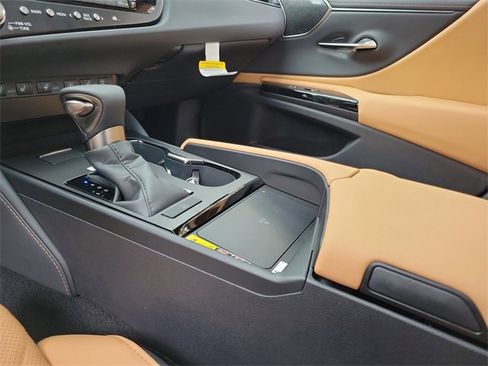 New 2025 Lexus ES 350 Ultra Luxury image 29