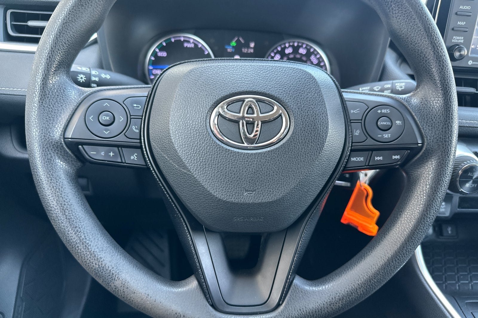 Certified 2020 Toyota RAV4 LE AWD/4WD image 22