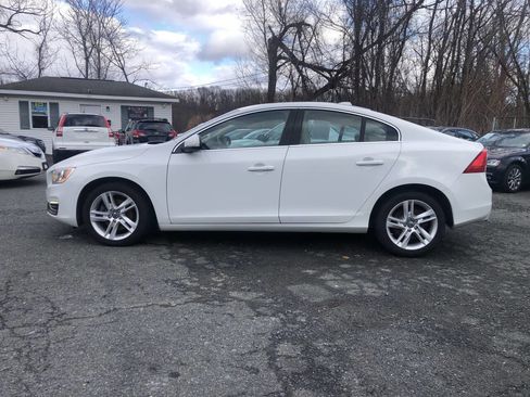 Used 2015 Volvo S60 T5 Premier Plus image 6