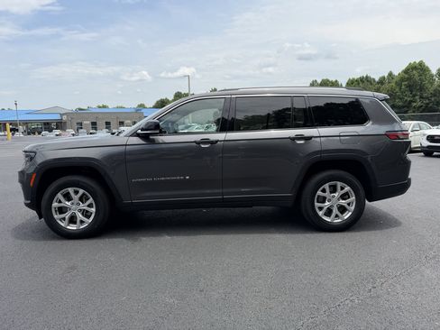 Used 2023 Jeep Grand Cherokee L Limited AWD/4WD image 21