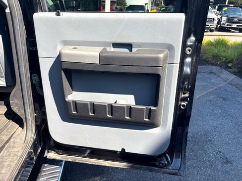 Used 2016 Ford F350 XLT w/ XLT Value Package image 38