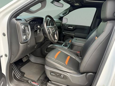 Used 2021 GMC Sierra 1500 AT4 w/ AT4 Value Package AWD/4WD image 11