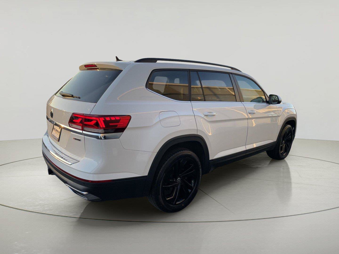 Used 2022 Volkswagen Atlas SE AWD/4WD image 9