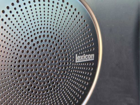 Used 2021 Genesis G70 2.0T w/ Elite Package RWD image 24