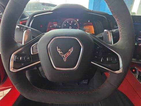 Used 2022 Chevrolet Corvette Stingray Preferred Cpe w/ Z51 Performance Package RWD image 23