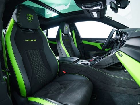 Used 2024 Lamborghini Urus S AWD/4WD image 26
