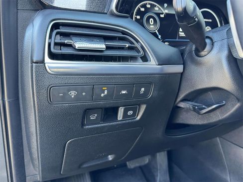 Used 2021 Hyundai Palisade Limited image 10