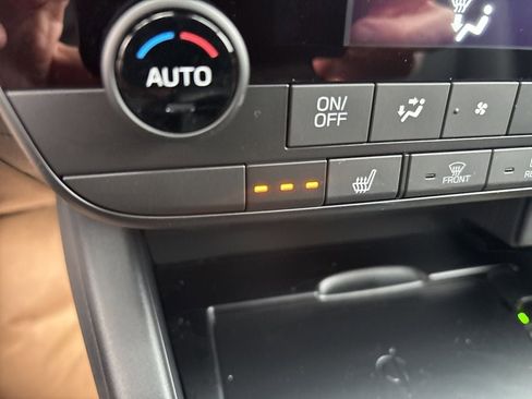 New 2026 Subaru Outback Premium image 22