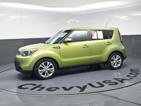 Used 2015 Kia Soul + image 6