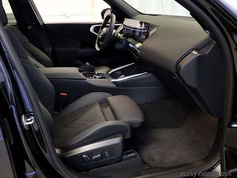 Used 2025 BMW X3 xDrive30i image 35