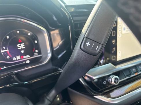 Used 2025 GMC Sierra 1500 Elevation AWD/4WD image 6