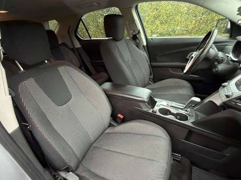Used 2011 Chevrolet Equinox LT w/ Driver Convenience Package AWD/4WD image 25