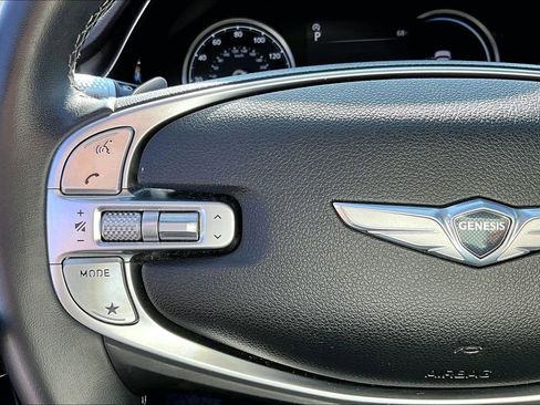 Used 2023 Genesis GV70 2.5T w/ Advanced Package image 27